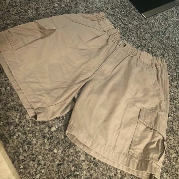 DEAL 4 PAIRS!!!🎉🎉🎉Men's Khaki Cargo Shorts Deal for 4 Pairs - Picture 7 of 14